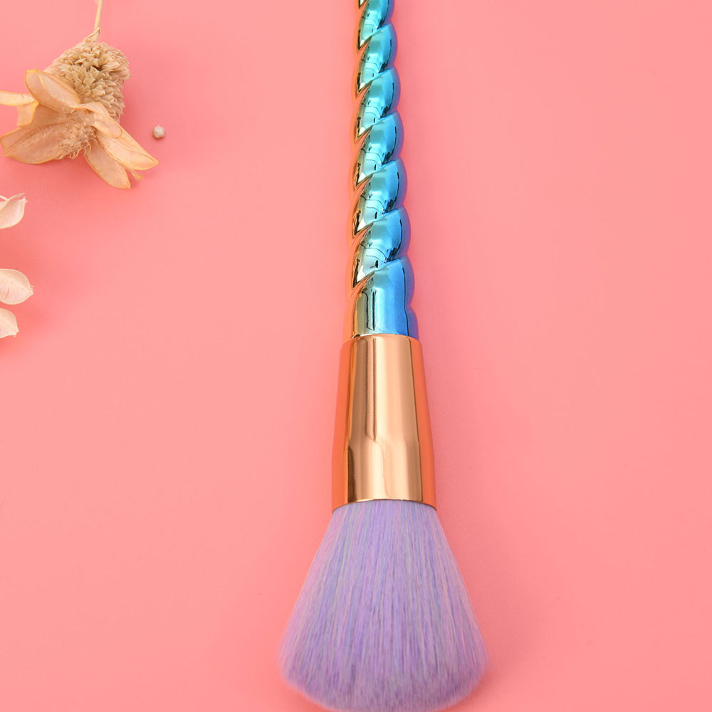 makeup brush