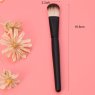 MAKEUP BRUSH